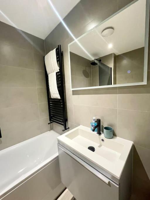 Anchors Away Apartment Poole Ngoại thất bức ảnh